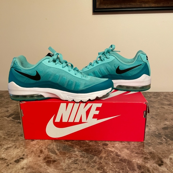 SHOES - Picture 7 of 16